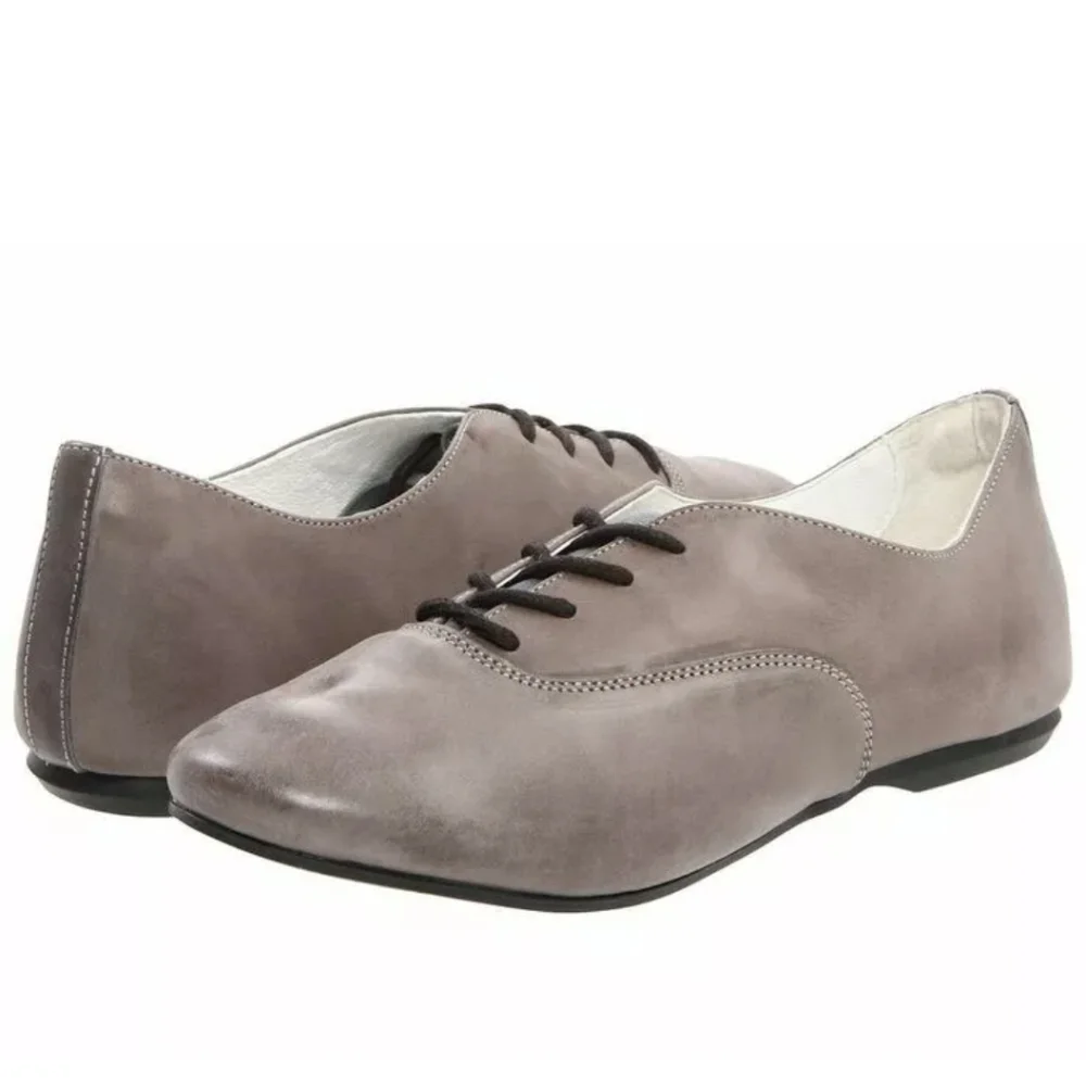 Primigi Girls Youth US Size 6 Euro 38 Esmeralda Flat Shoe